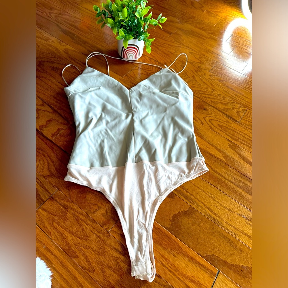 Fashion nova bodysuit